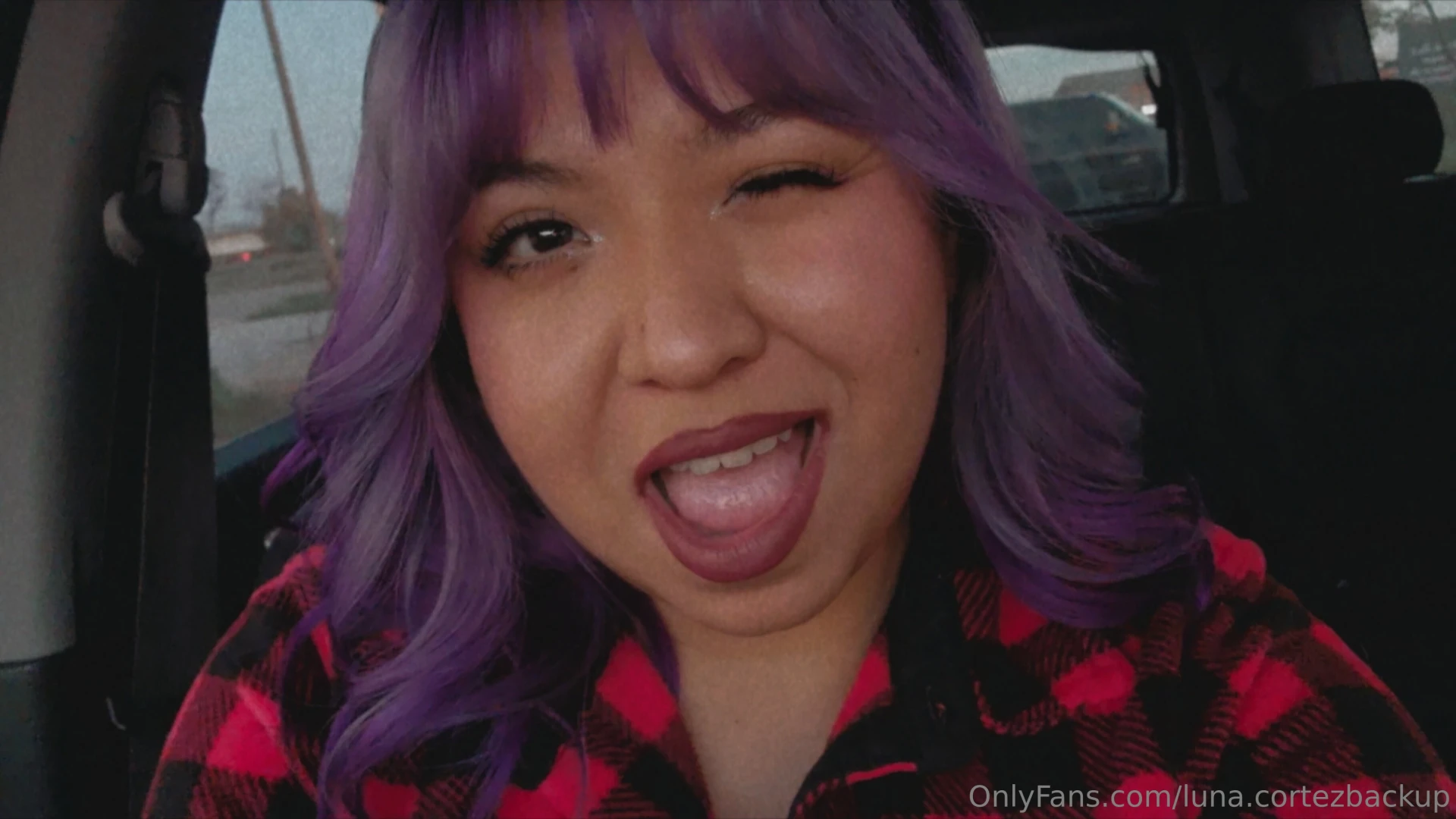 Quick throwback with my purple hair i miss so much 