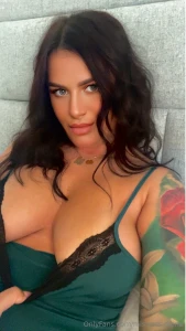 Morning babe do you want anything from me today sexting videocall book