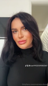 Change my look to brunette what you think babe look good