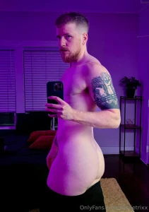 Come hang with me today at 1pm pst today it ll be cute part 7