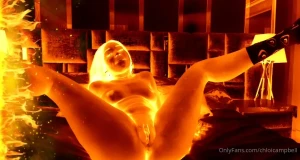 Mmm very hot