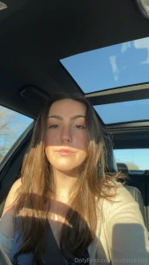 Hey tell me i m pretty and send me money