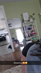 Guys i m trying so hard to not watch silly little gooner porn like