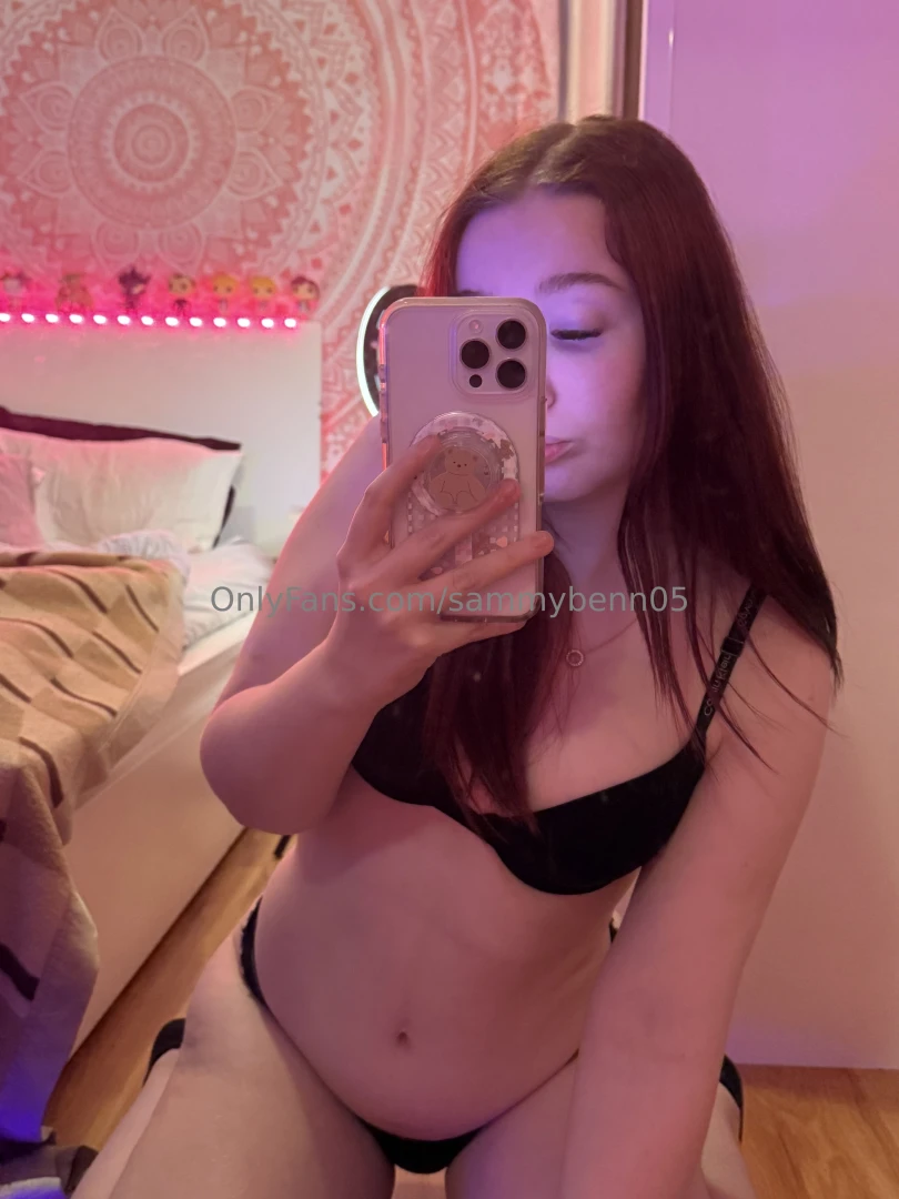 Come give me some attention please 