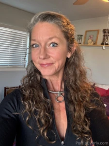 Merry xmas eve getting ready for a party send some cheer if you like