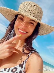 I love this beautiful beach part 1