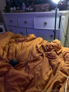 New content goes crazy i squirted all over my bed