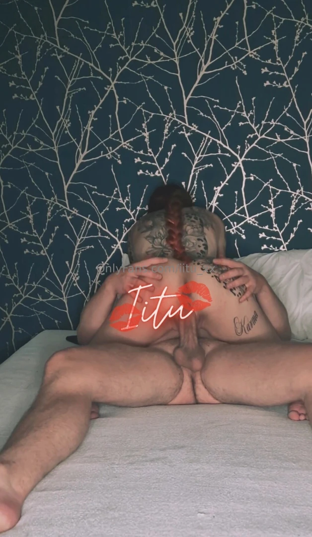 We re all alone ride it just lose control ride it ride it come touch 