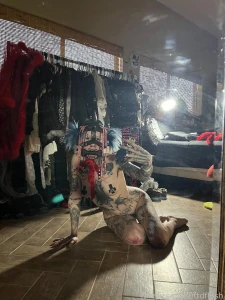 Do u like me in a mask or do u like seeing my pretty face part 15