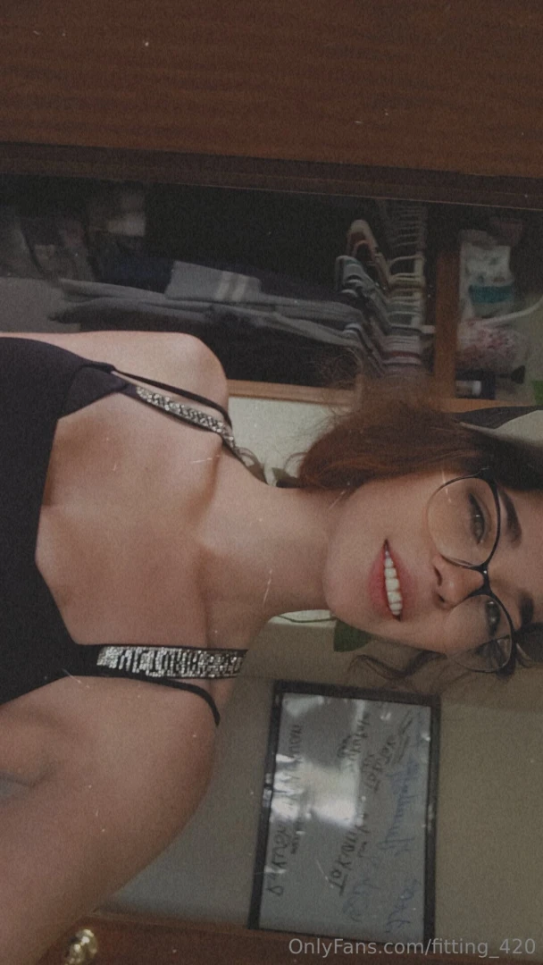 Guess i m back hiiiiiii lmfao 7 months of celibacy to be played by a part 1 