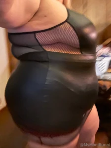 Hope you guys like tight leather check your dms for the videos part 4