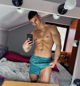 Bite me i love it rough