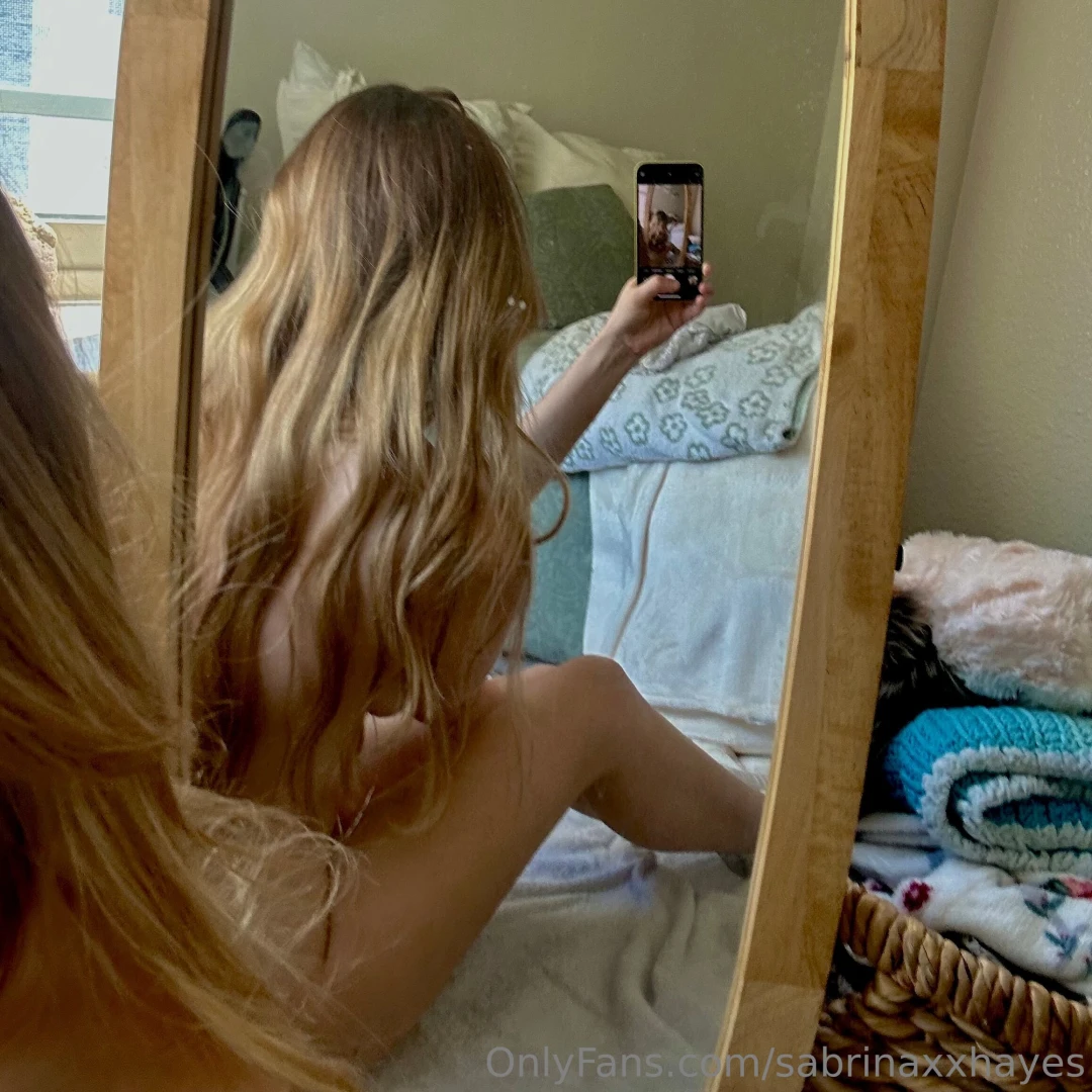 You ve never seen me this close before i look so untouched so tight 