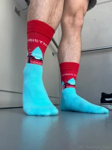 Hope you like my christmas socks bugs because you re gonna be part 4