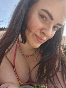 Kontent bez cenz ry vide aj na n stenke seextingov webka ka d de video