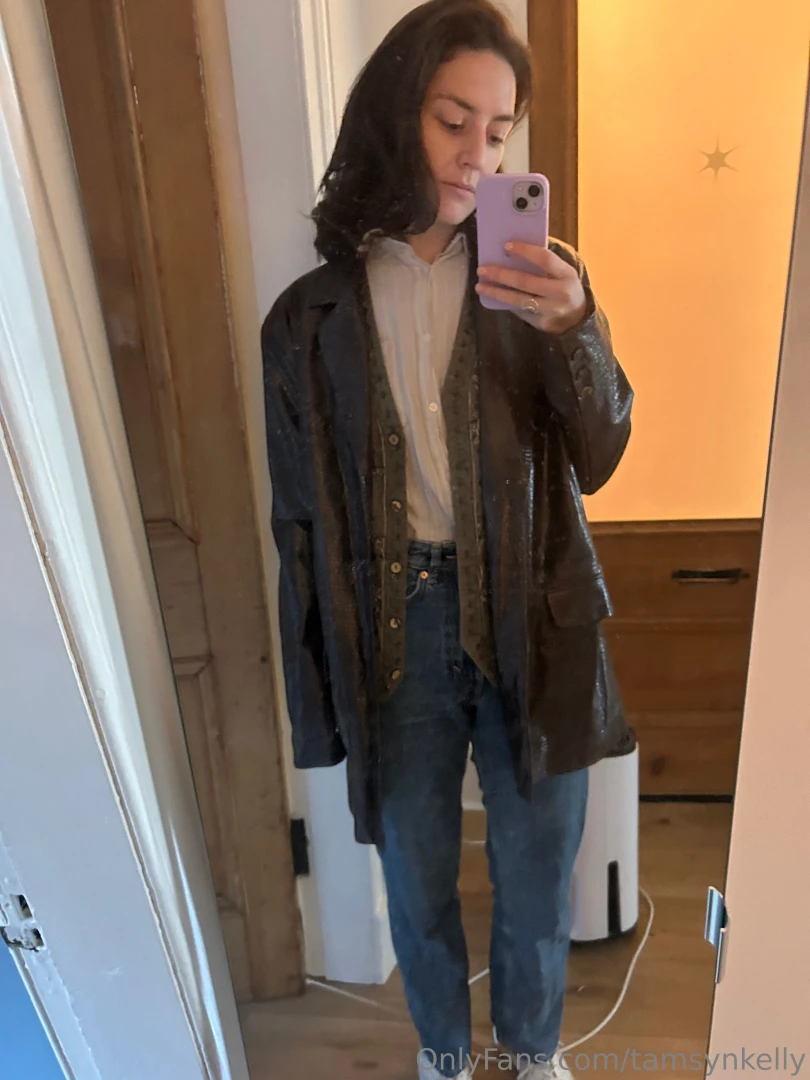 Is this jacket too big shiny 80s part 1 