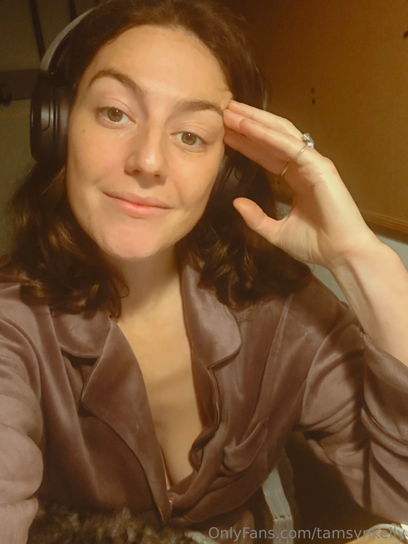 Hard at work in the office in my pjs just want to say thanks to 