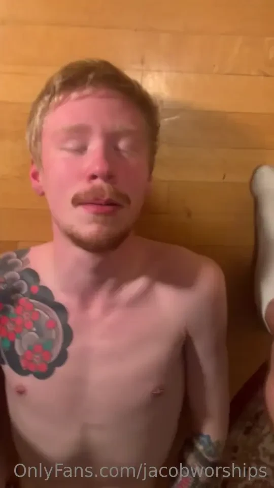 I knew i was gonna come when he took off his underwear and dropped it 