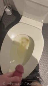 I was so horny at school thinking about sirwithsize15s alpha scent and