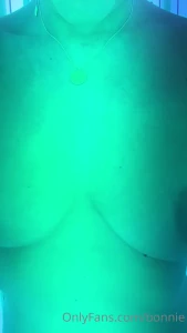 Tanning the body