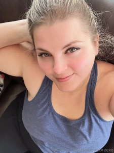 Just got back from the gym earlier swipe if i can show my fav guy some part 1