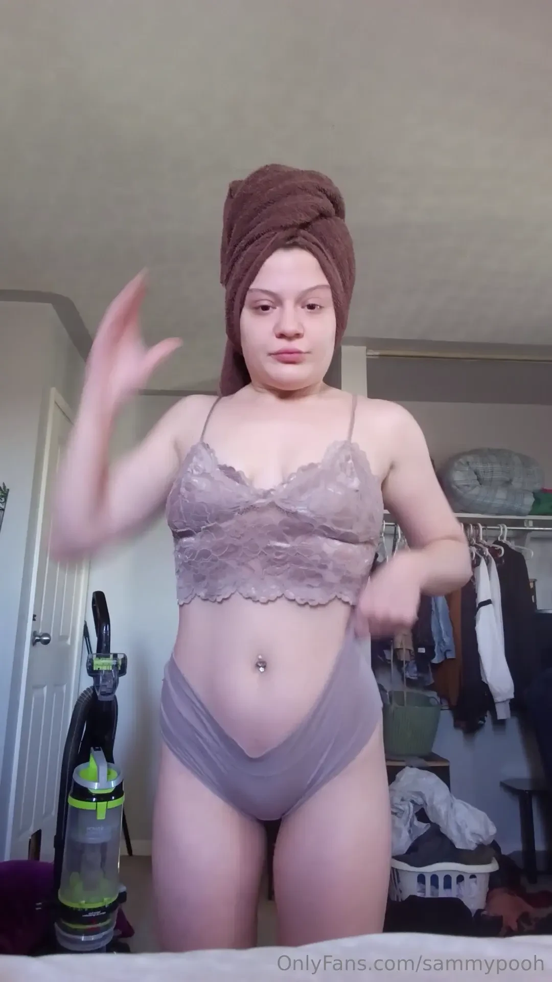 11 min 31 sec solo video full body face included real orgasm no 