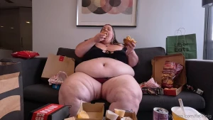 I can t believe how fat i look when i stuff myself with enough food part 5