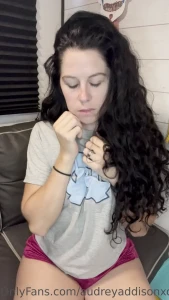 Momma takes full advantage of her alone time get naked with me on the