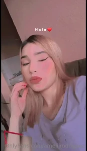 Nesesito amigos para quuitarme lo aburrida