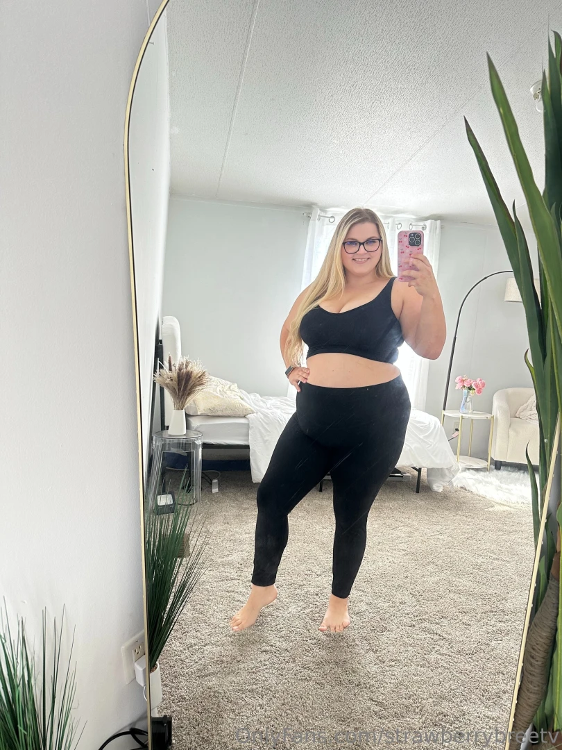 Every day is a new chance to push harder let s get this workout in 