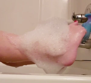 In case my newbies here welcome don t know i do lots of custom feet