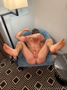 Can t decide which part of me to show off