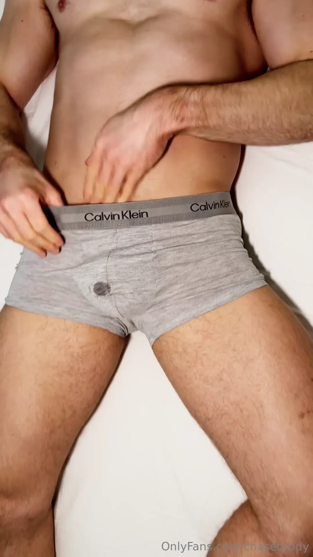 My first jerking off video is here this is me horned after the gym - 