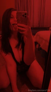 Happy thursday babes what are you wanting to see today