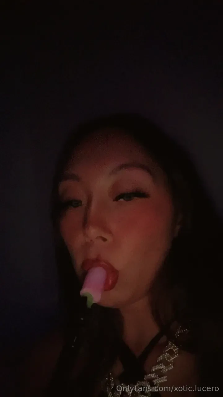 Happy holidays my loves part 1 