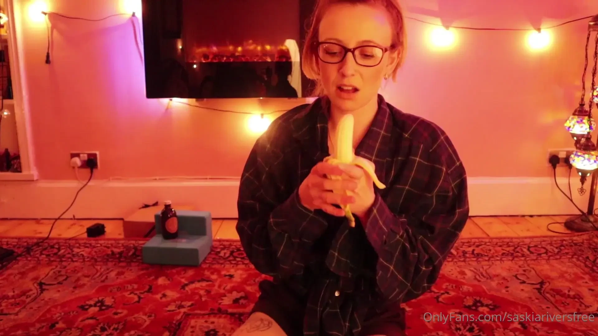 Saskia rivers the scientist is shy and dorky she has created a potion 