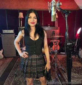 Recorded a new cover of some classic metal last night we blew the part 2