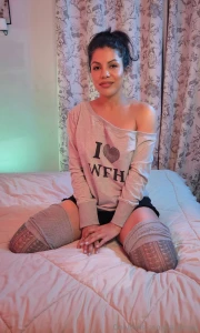 I was trying to be sexy but this outfit is more snuggle goblin than part 1