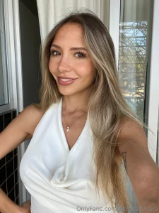 Just one peek that s how it starts