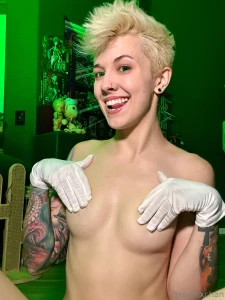 She s a phantom part 2