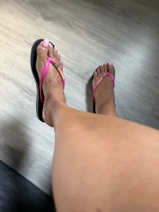 Saturday strawberry sundae toes part 2