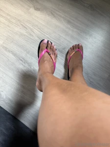Saturday strawberry sundae toes part 1