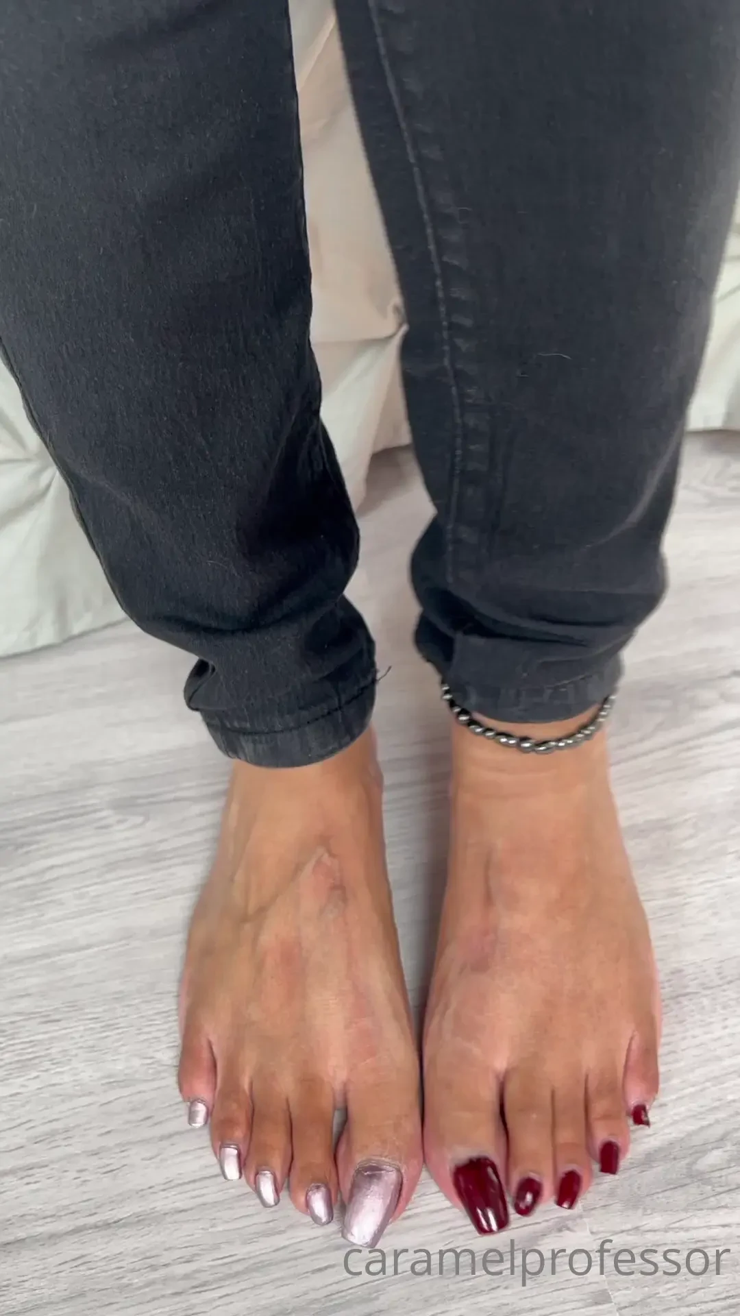 It s taken me nearly 2 hours to get home look at my aching feet 