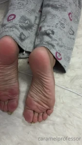 Sole views tonight for you - count the wrinkles