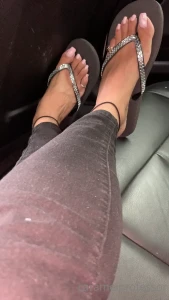 Back of the uber showing off my new pedi to you part 1