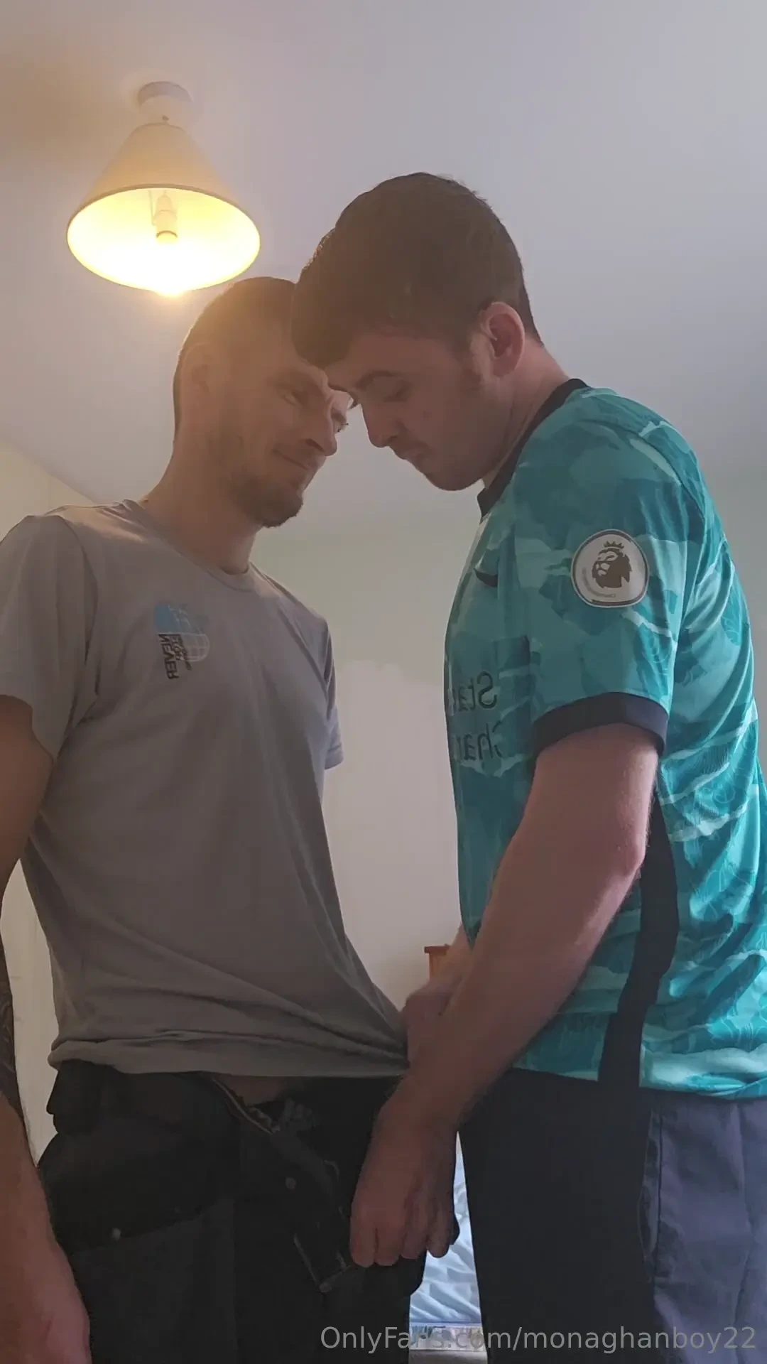 Wexford gaa know how to suck and take big dick i breed his ass raw dm 