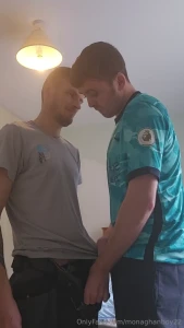 Wexford gaa know how to suck and take big dick i breed his ass raw dm