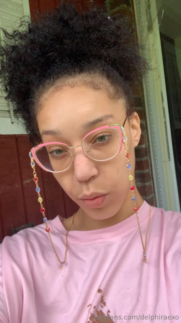 Glasses on or off they re kinda cute 