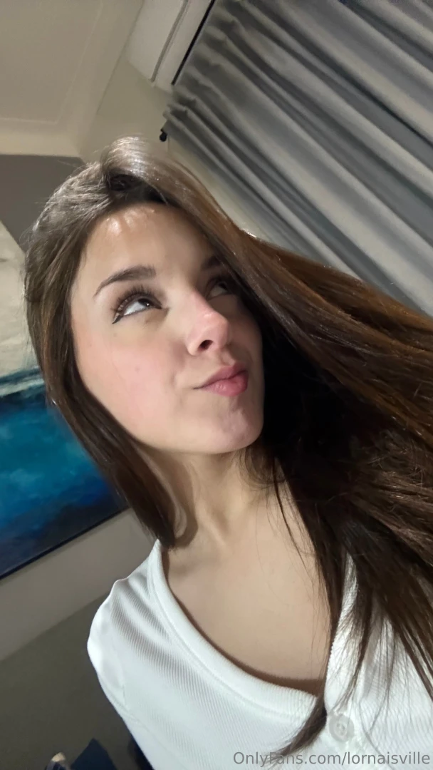 Can t decide if i m feeling innocent or naughty tonight wanna help me 