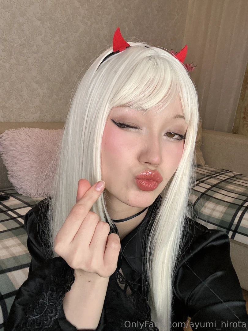 Wink if you re already under my spell 